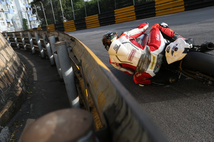 Peter Hickman at the Macau Grand Prix  2015 - click to enlarge