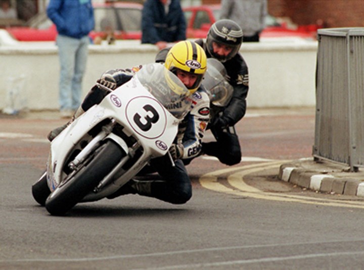 Joey Dunlop leads brother Robert NW 200 1991 - click to enlarge