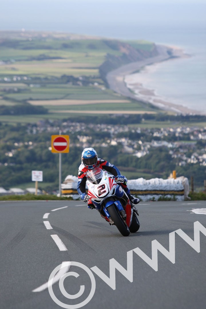 Keith Amor TT 2011 Guthries - click to enlarge